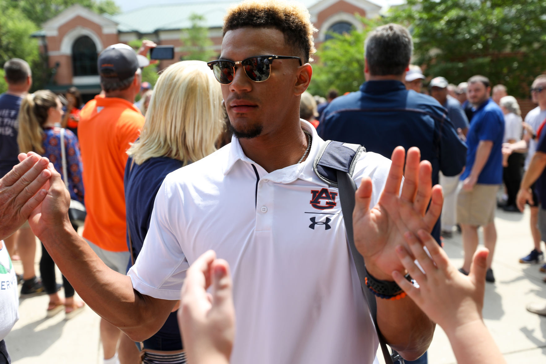 Auburn baseball departs for College World Series in Omaha